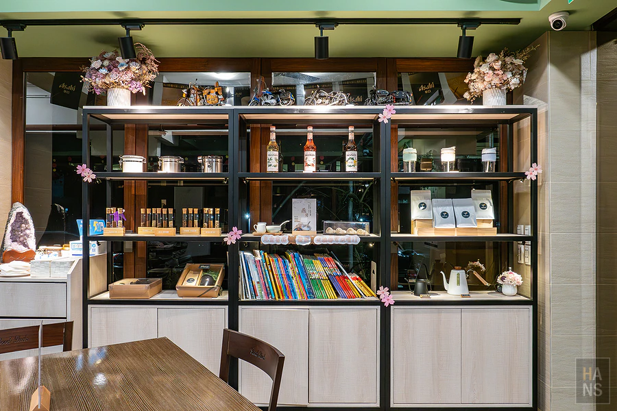 EASE CAFE 東湖概念店