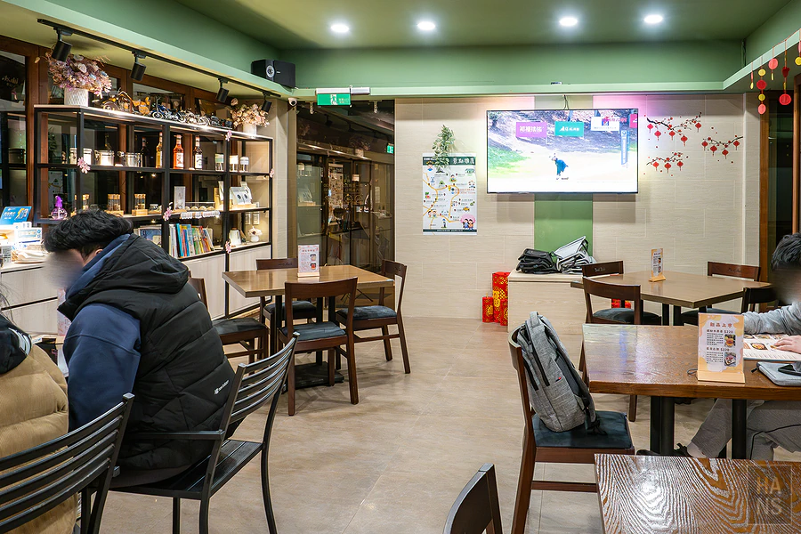 EASE CAFE 東湖概念店