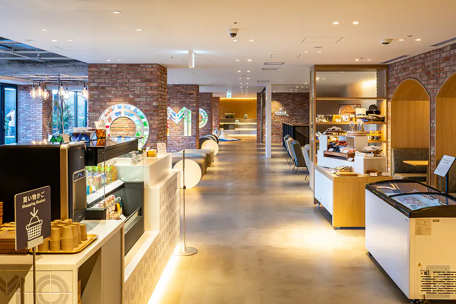 星野OMO5函館︱OMO Cafe & Bar 吧檯與商店區