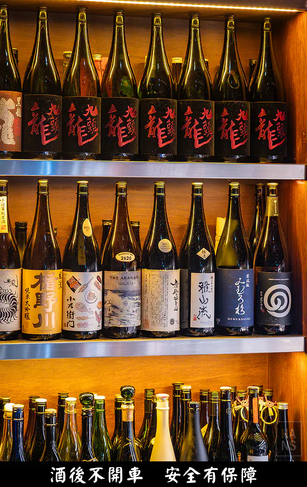 碳探和牛專門店豐富的日本清酒收藏