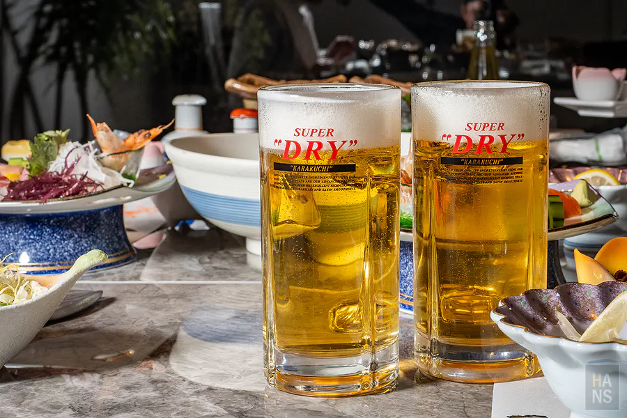豐洋莊竹崎蟹會席冰涼生啤酒兩杯