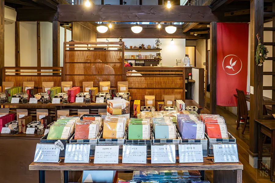 紅葉 和紅茶專門店室內陳列