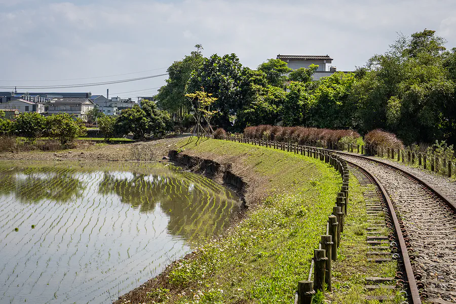 鐵道與田野風光