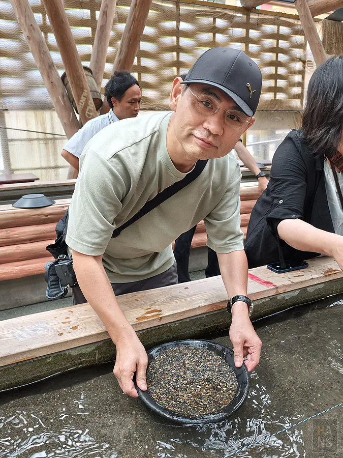 鯛生金山淘金體驗翰斯實際操作