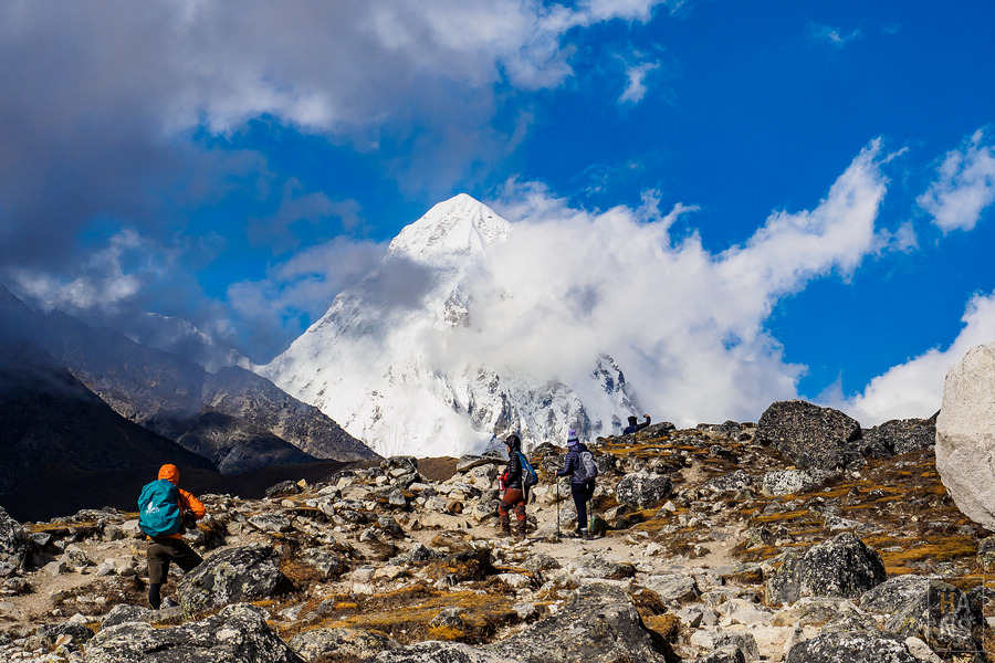 EBC珠峰基地營羅伯崎Lobuche