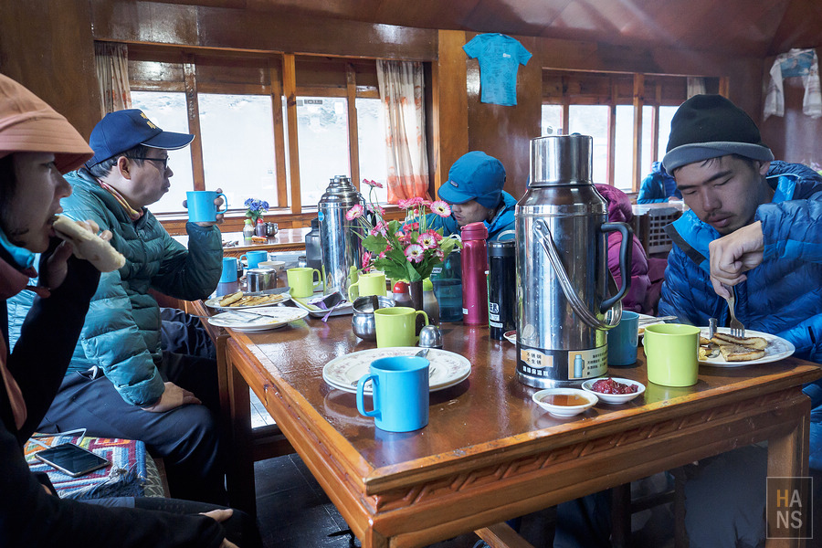 EBC珠峰基地營-從 Pheriche 翡麗綺走到 Namche Bazaar 南崎巴札