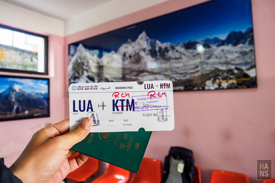EBC珠峰基地營-從 Lukla 盧卡拉搭飛機回 kathmandu 加德滿都