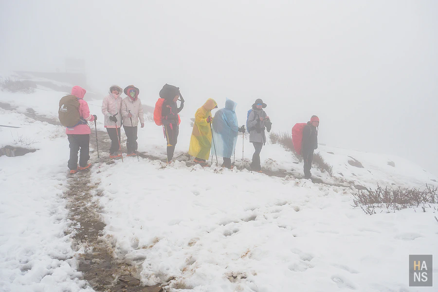 馬蹄山群健行 Mardi Himal Trek