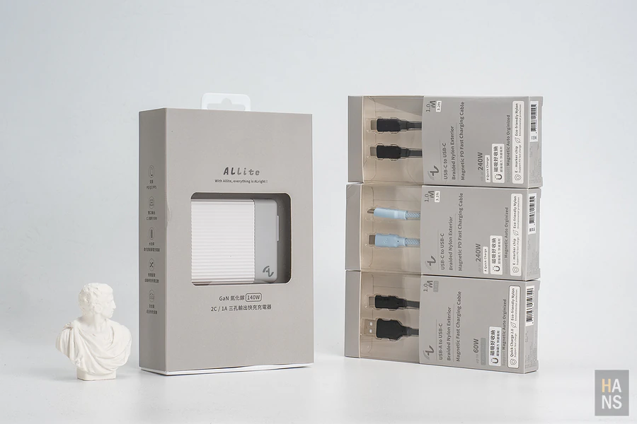 One More Allite A3 140W PD3.1 GaN 氮化鎵疾速快充頭