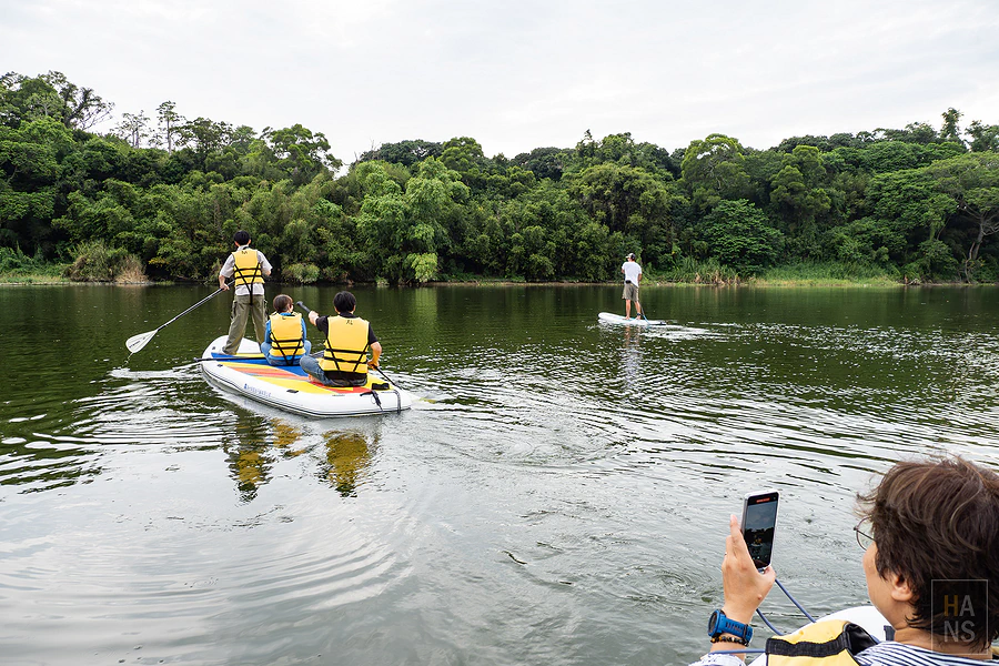 新竹青草湖，SUP立槳、天鵝船水上活動