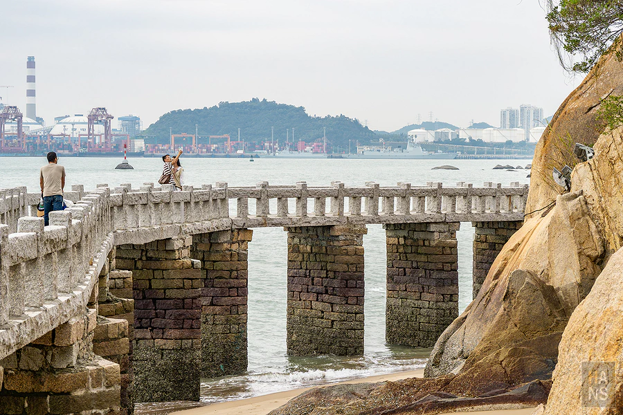 鼓浪嶼石造觀海橋樑與海景
