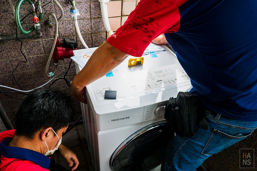 美國富及第 FRIGIDAIRE 10KG 蒸抗敏變頻滾筒洗脫烘洗衣機 FAW-F1002MID
