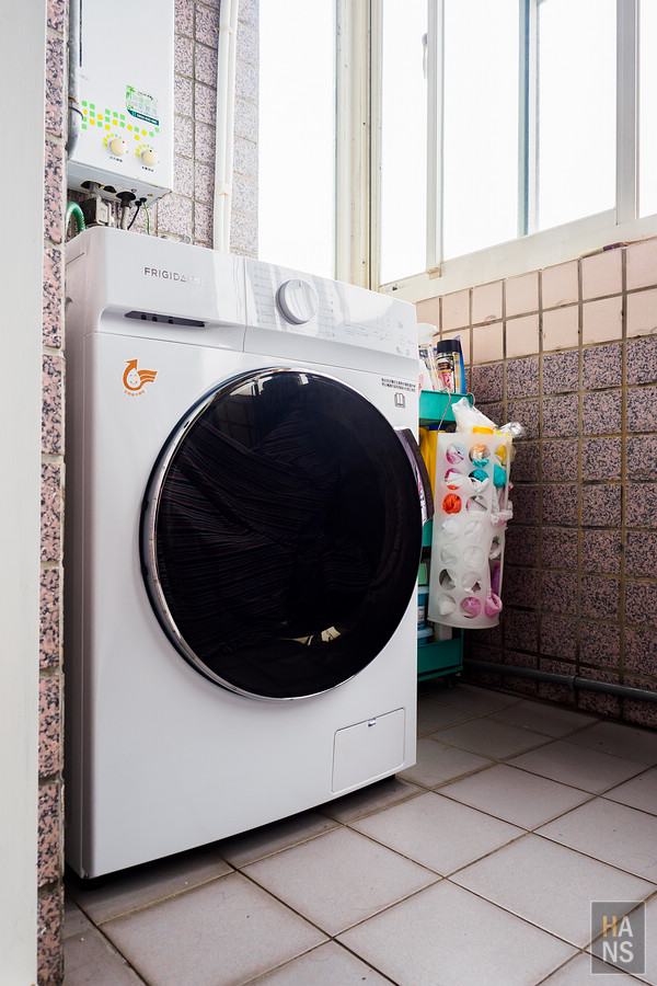 美國富及第 FRIGIDAIRE 10KG 蒸抗敏變頻滾筒洗脫烘洗衣機 FAW-F1002MID